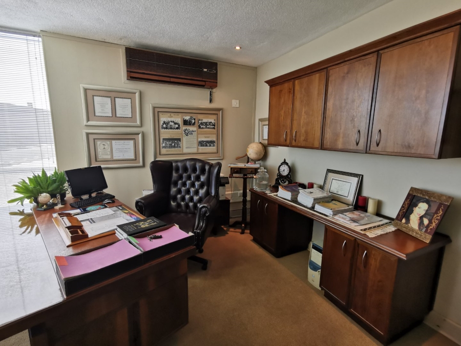 Commercial Property for Sale in Wilkoppies North West